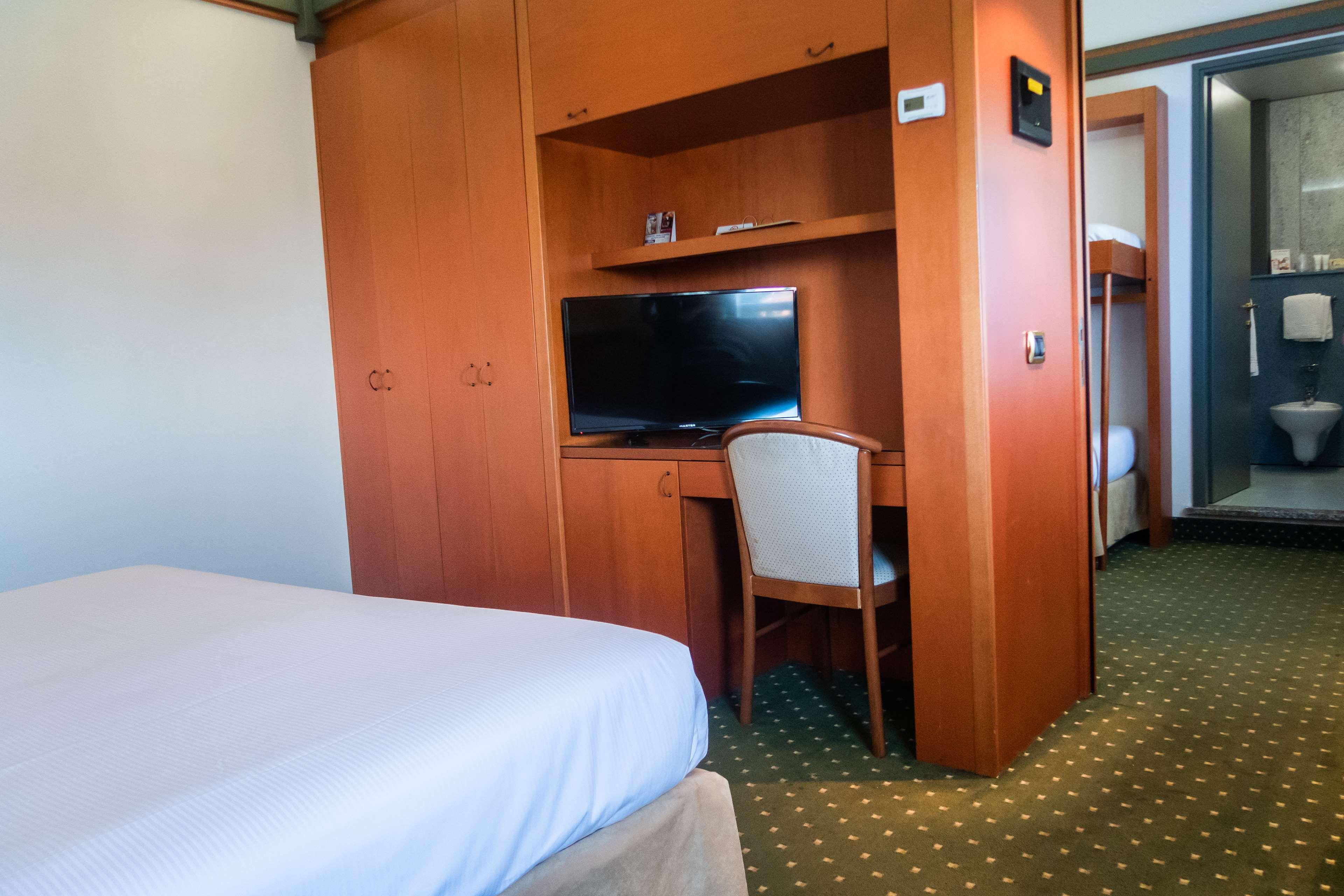 Jet Hotel, Sure Hotel Collection By Best Western Gallarate Exterior foto