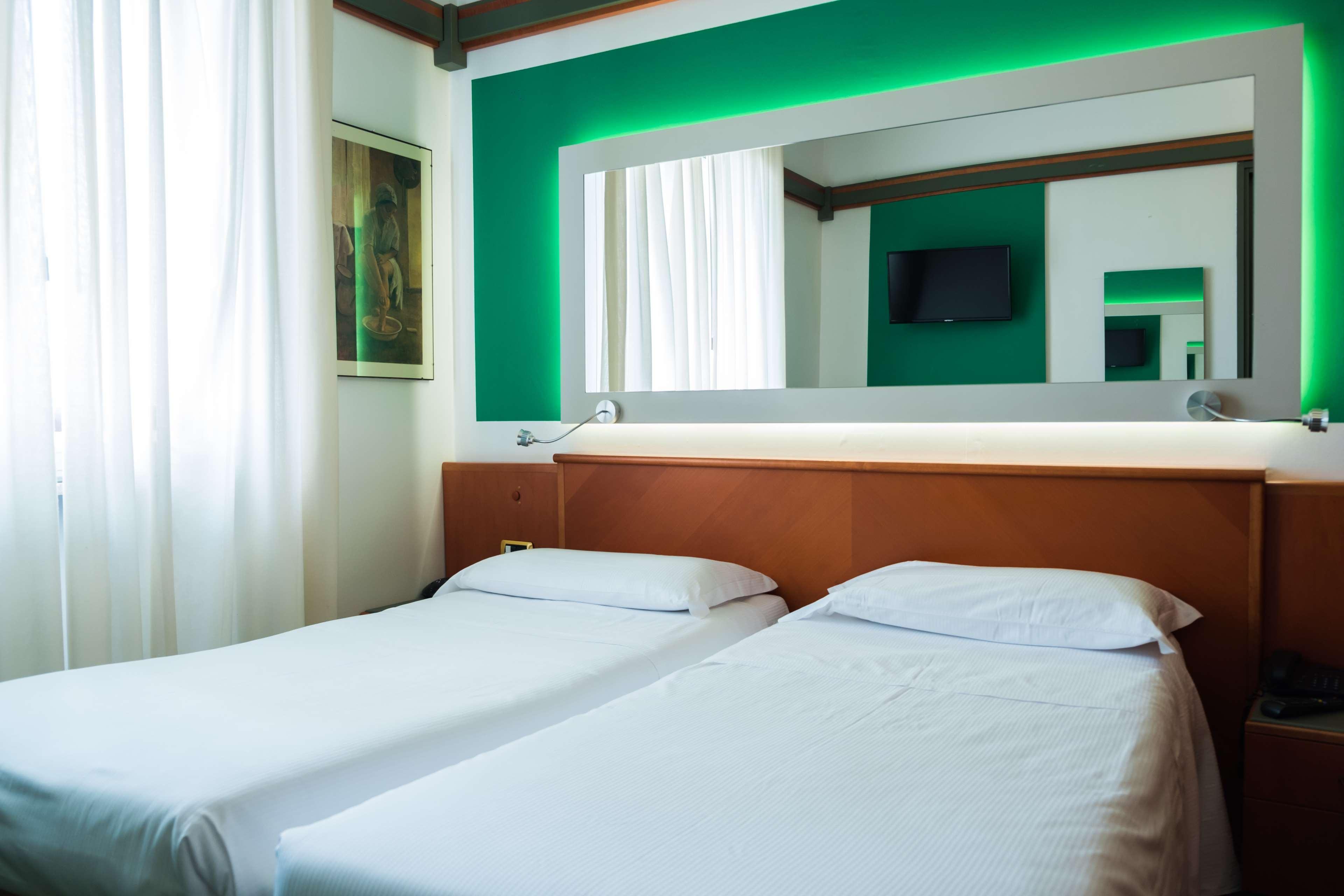 Jet Hotel, Sure Hotel Collection By Best Western Gallarate Exterior foto