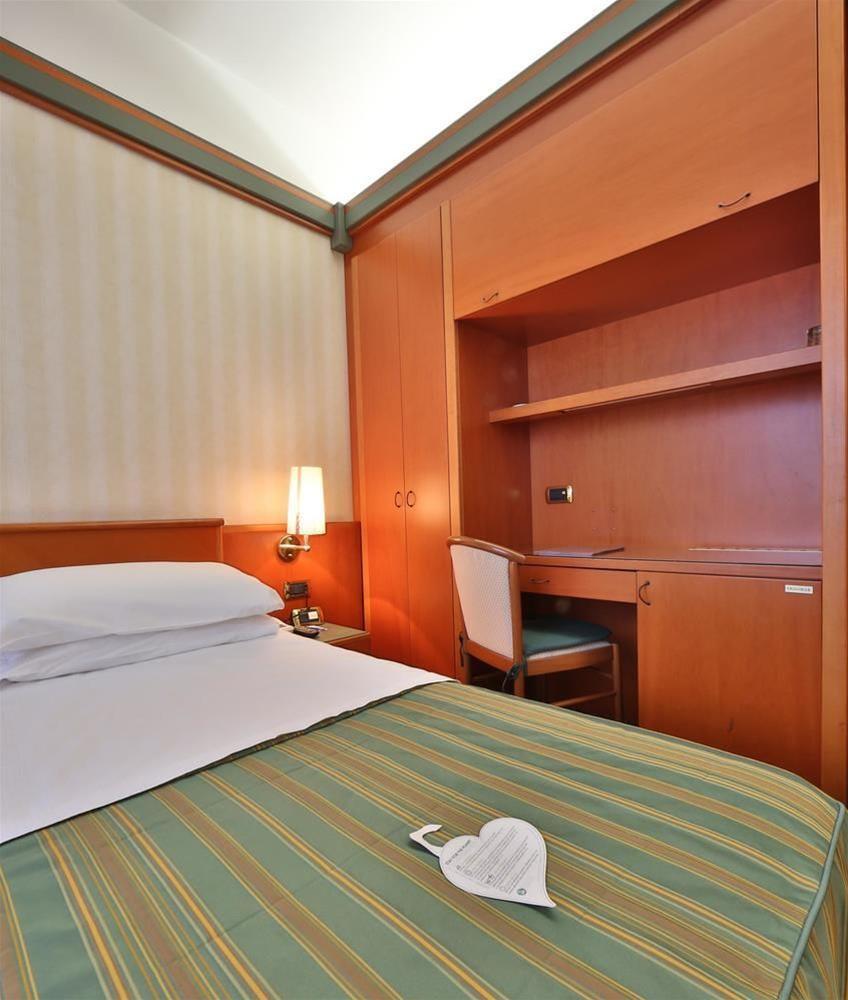 Jet Hotel, Sure Hotel Collection By Best Western Gallarate Exterior foto